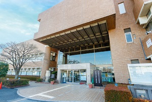 戸田市立中央図書館・郷土博物館